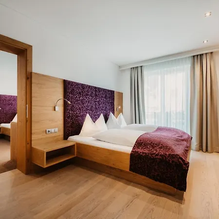 Alpina 4* 瓦格赖恩