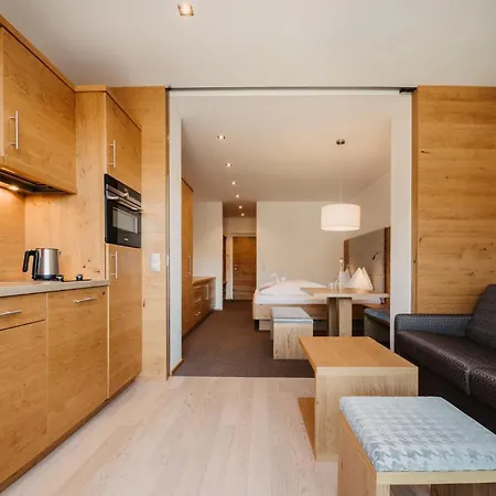 Alpina 4* 瓦格赖恩