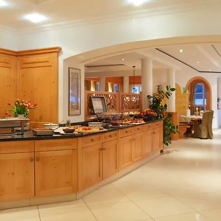 Hotel Alpina Wagrain
