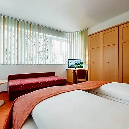 Alpina Hotel