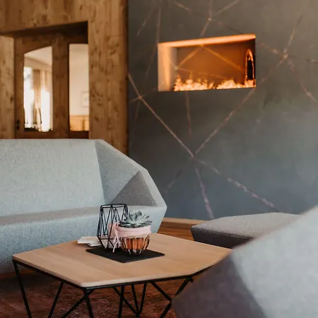 Hotel Alpina
