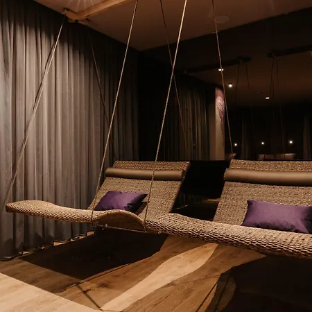 Alpina Hotel 4*